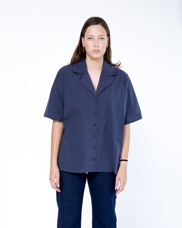 חולצת איה כחול