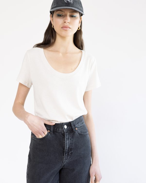 טישרט רומי אבן