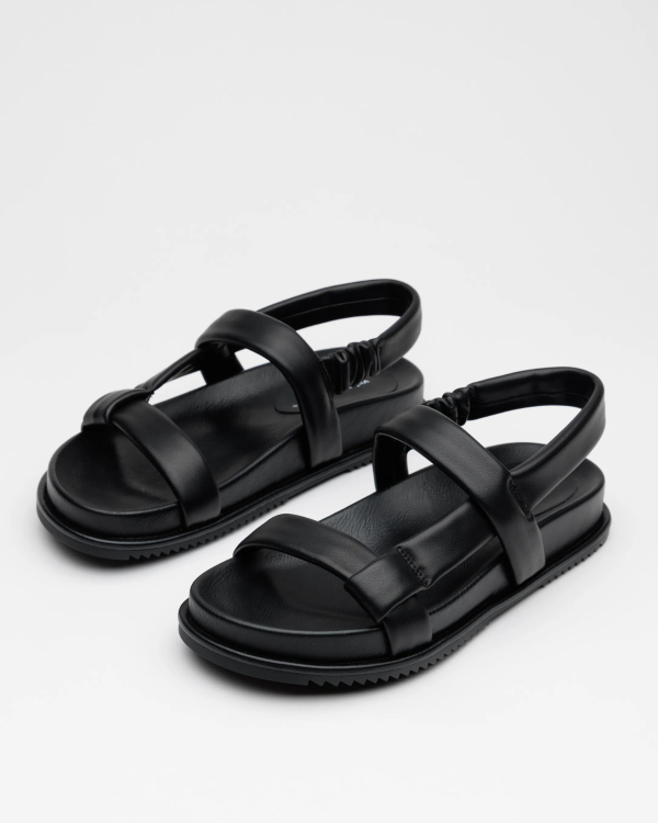 סנדל רצועות Yuan שחור